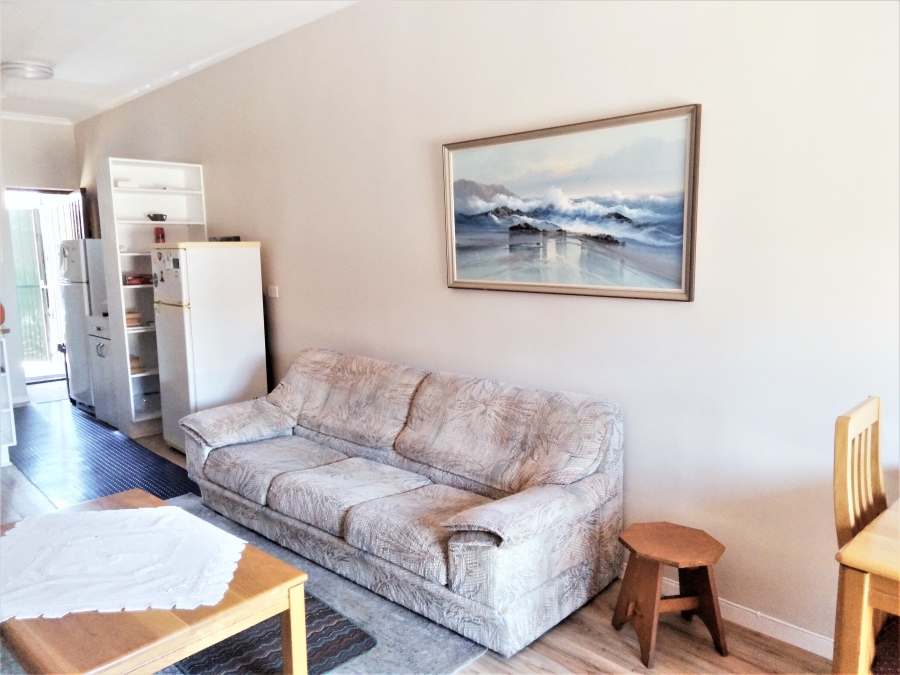 To Let 1 Bedroom Property for Rent in Fernglen Eastern Cape
